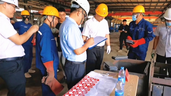 焊接精英齊聚首，鋼模板上展風流